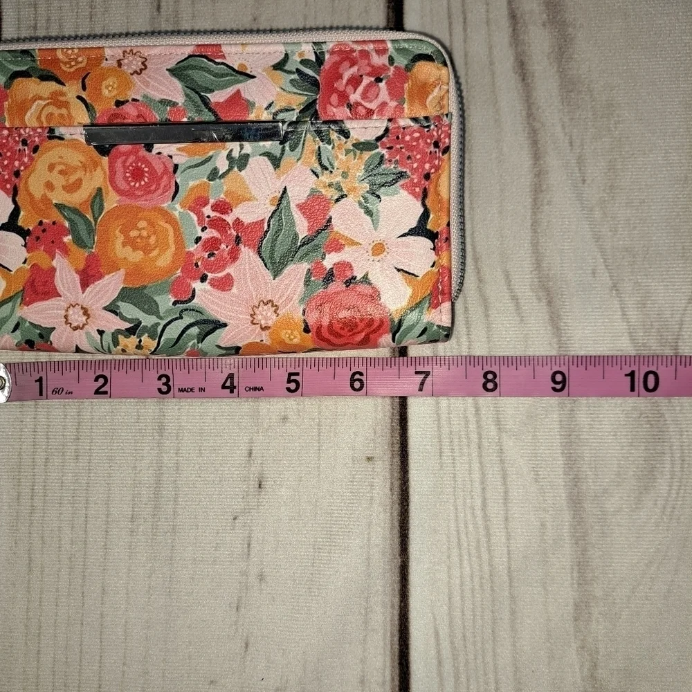 Mundi Sierra Clutch Wallet Floral With Wristlet Strap 2 FOR 20 SALE